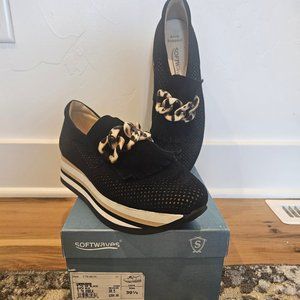 Softwaves CADIE Black Slip-on Platform Loafer 39.5 - NEW in Box